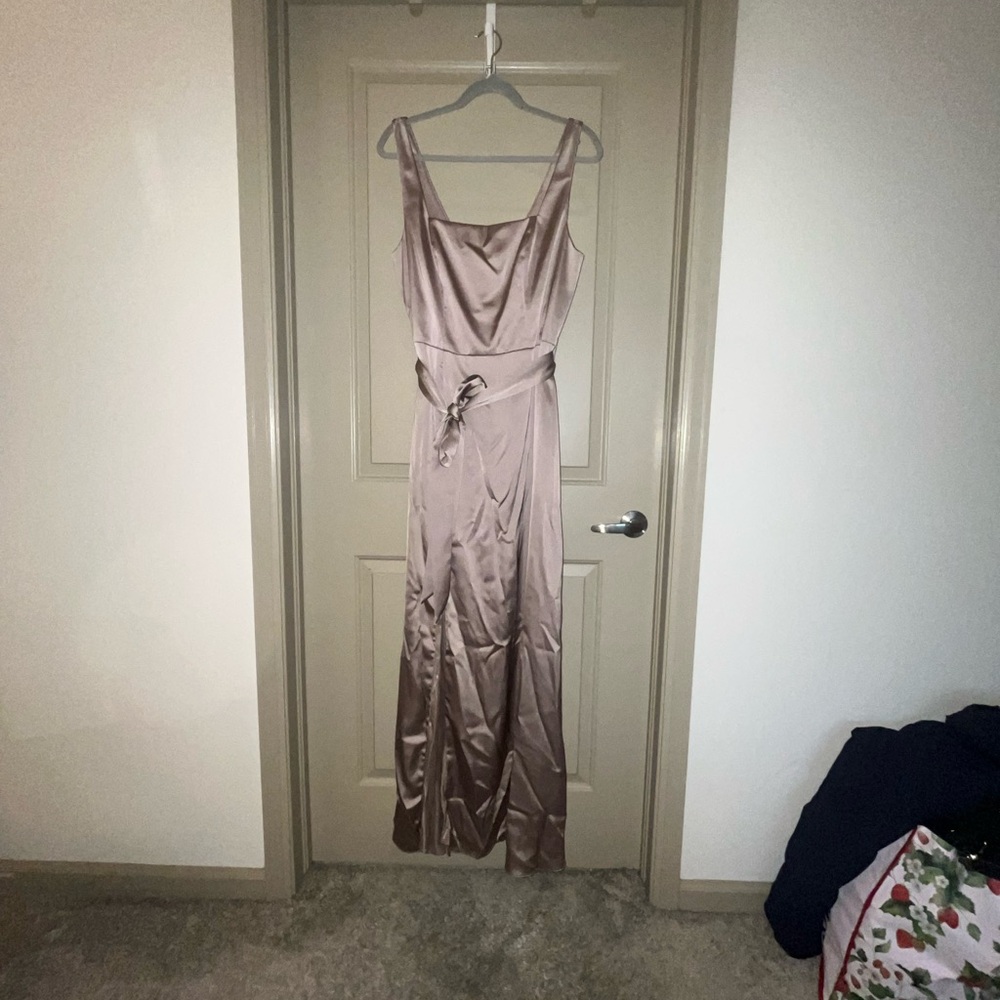 Revelry Taupe, Size 14
